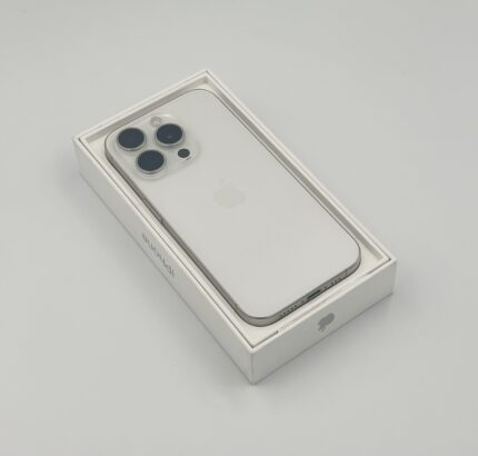 Apple iPhone 15 Pro 128GB White Titanium Refurbished Boxed Excellent