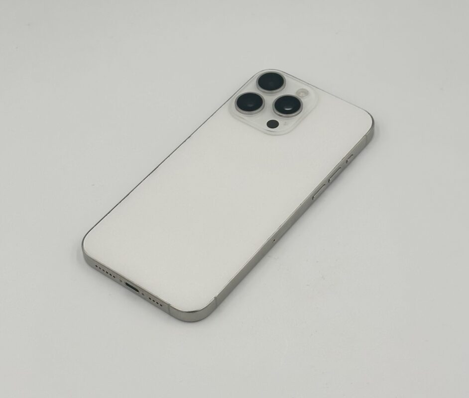 Apple iPhone 15 Pro Max 256GB White Titanium Refurbished Good