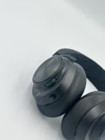 SteelSeries Arctis Nova Pro Over-Ear Bluetooth Headphones Black Very Good