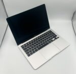 Apple Macbook Air 2020 i3 13" Silver 8/256GB Refurbished Boxed Good